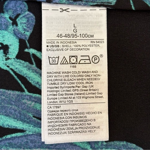 Banana Republic Sleeveless Pleated Neck Blouse Tropical Dark Floral Black Large - Picture 9 of 10